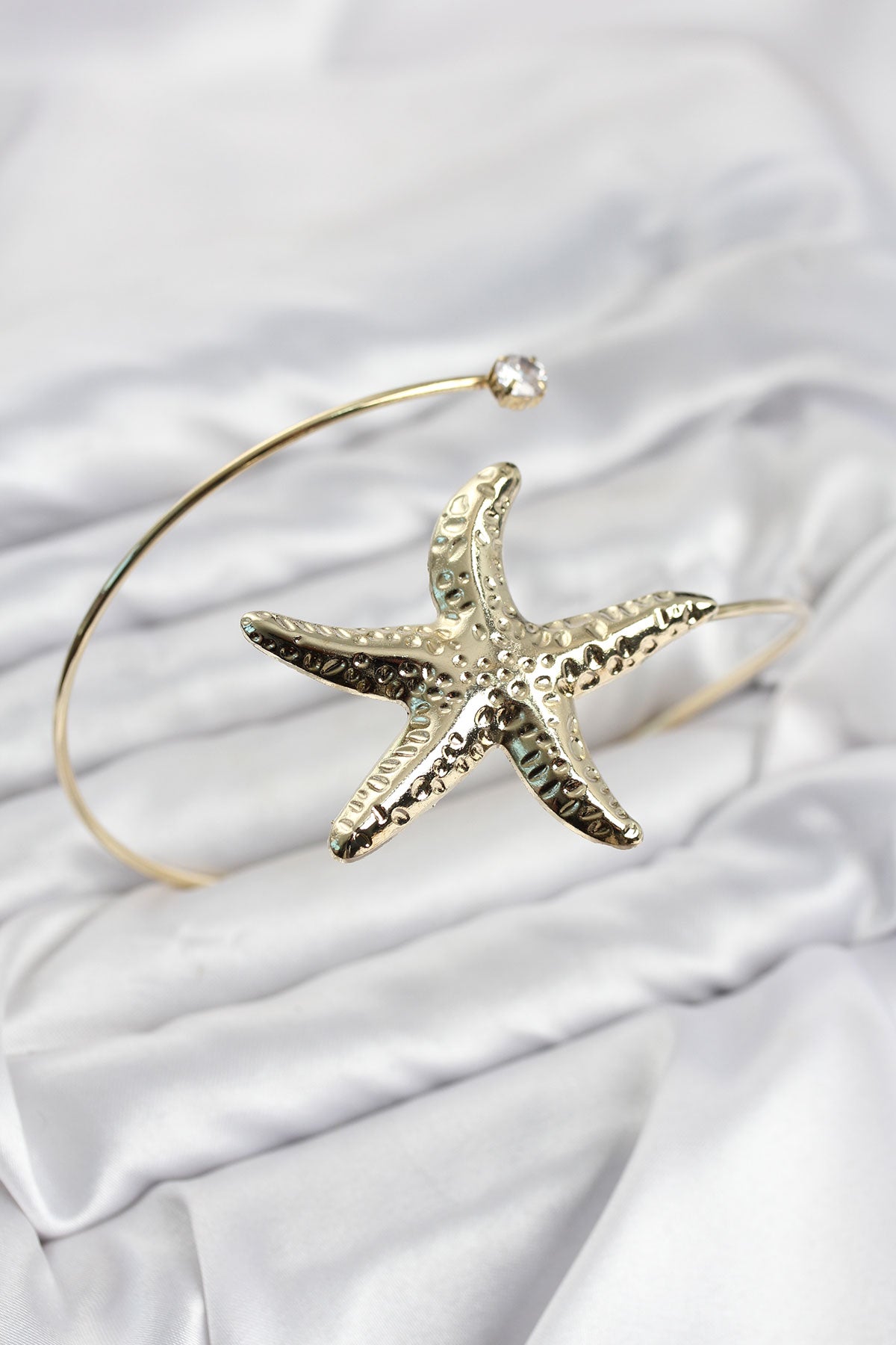 Pazu Bileklik Gold Renk Pirinç Deniz Yıldızı Model — Chrysa by RK Bileklik