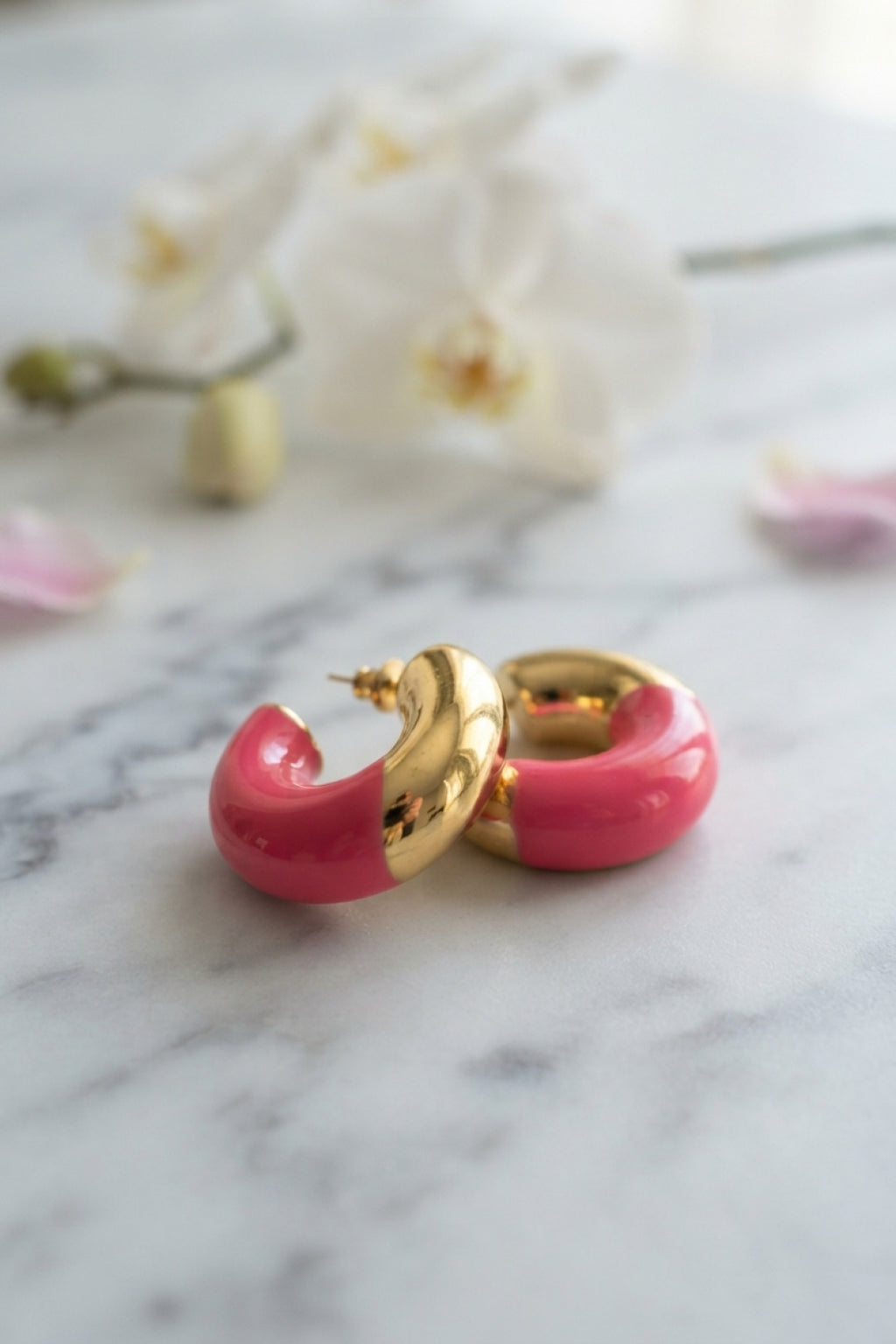 316L Çelik Gold Renk Fuşya Halka Model Kadın Küpe — Chrysa by RK Küpe